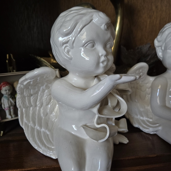 Set of 2 Vintage Ceramic Glazed White Cherub Angels - Picture 3 of 5